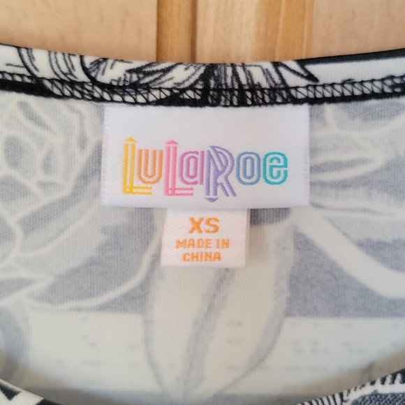 Lularoe Maria - Picture 2 of 3